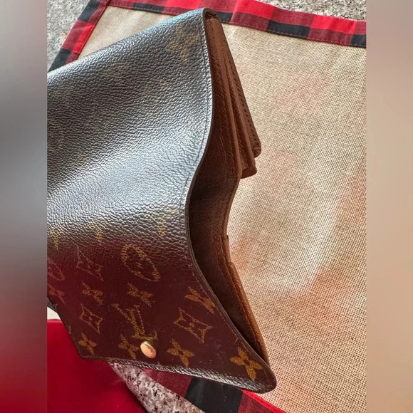 Louis Vuitton Monogram Porte Monnaie Billets Tresor Bifold Wallet - Picture 8 of 15